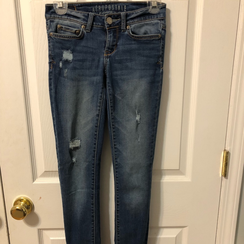Aeropostale distressed jeggings